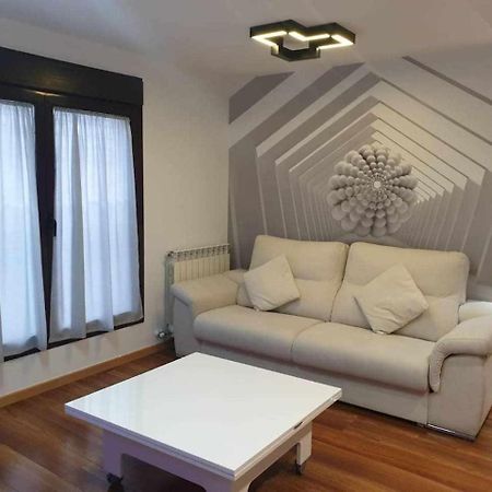 Centro Aparcamiento Gratuito Al Lado Del Pilar Apartment Zaragoza Ngoại thất bức ảnh